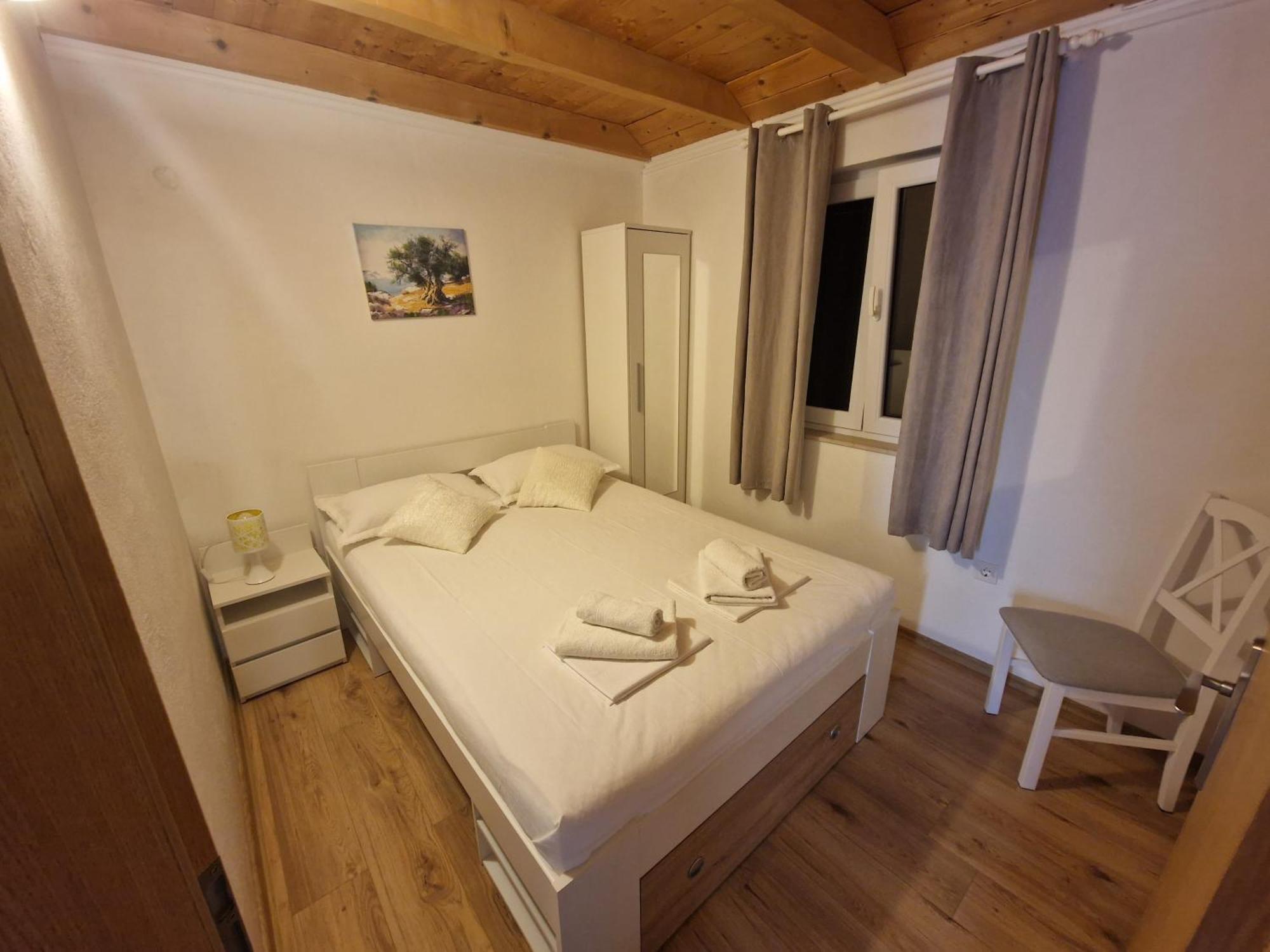 Hotel Kuca Za Odmor Dobrila à Jelsa  Chambre photo