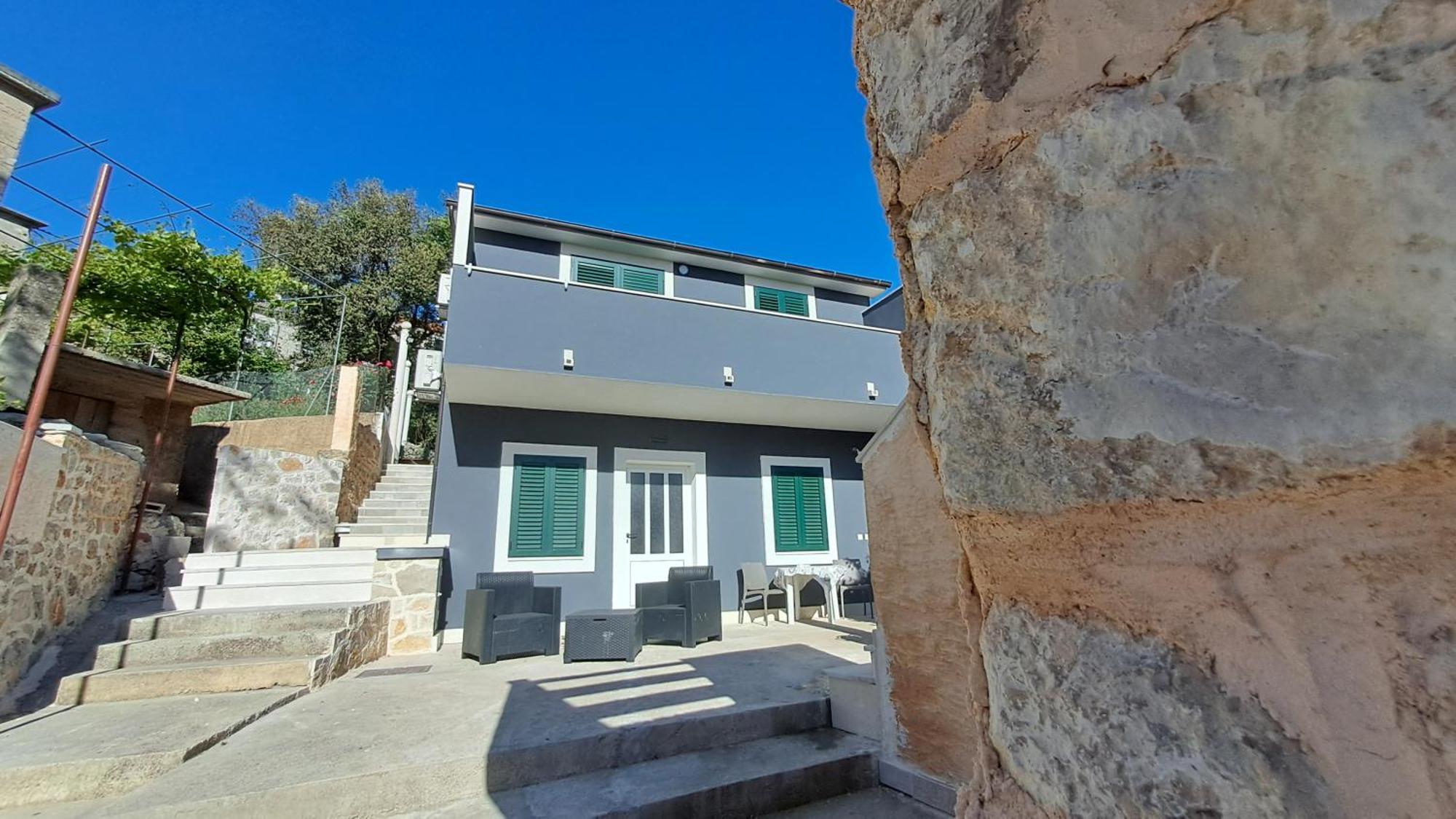 Hotel Kuca Za Odmor Dobrila à Jelsa  Extérieur photo
